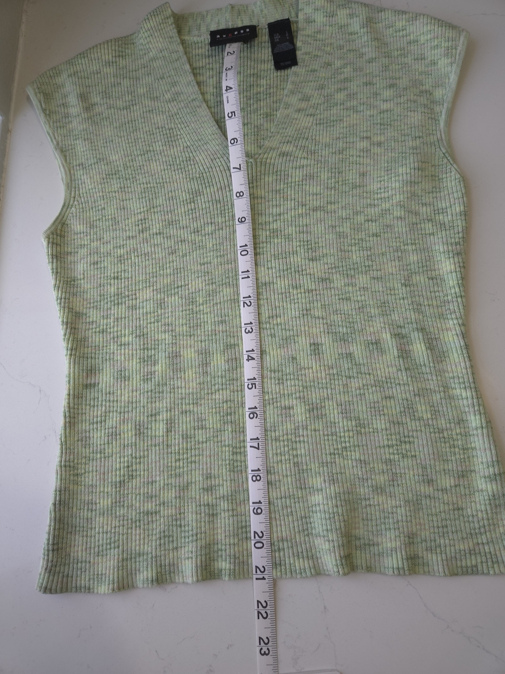 AXCESS Green Ribbed V-Neck Knit Tank - Picture 4 of 7